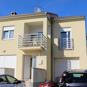 https://studio-rovinj.in-istria.net