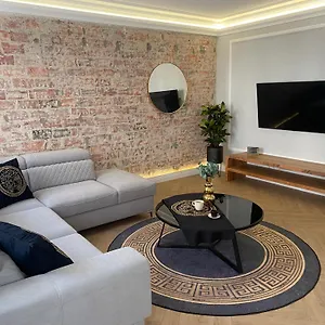 Prestige 5 Wrocław
