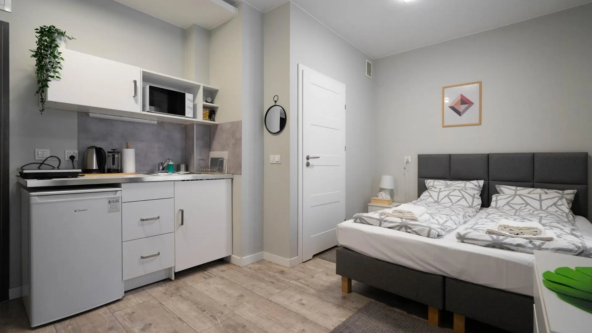 Waska 5 Apartamenty Wrocław Lägenhet